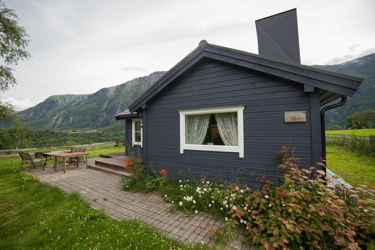 Åndalsnes Annebuヴィラ エクステリア 写真